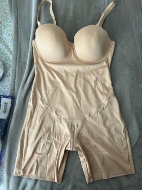 Shapellx Bare Essentials AirSlim Strapless Mid thigh Bodysuit